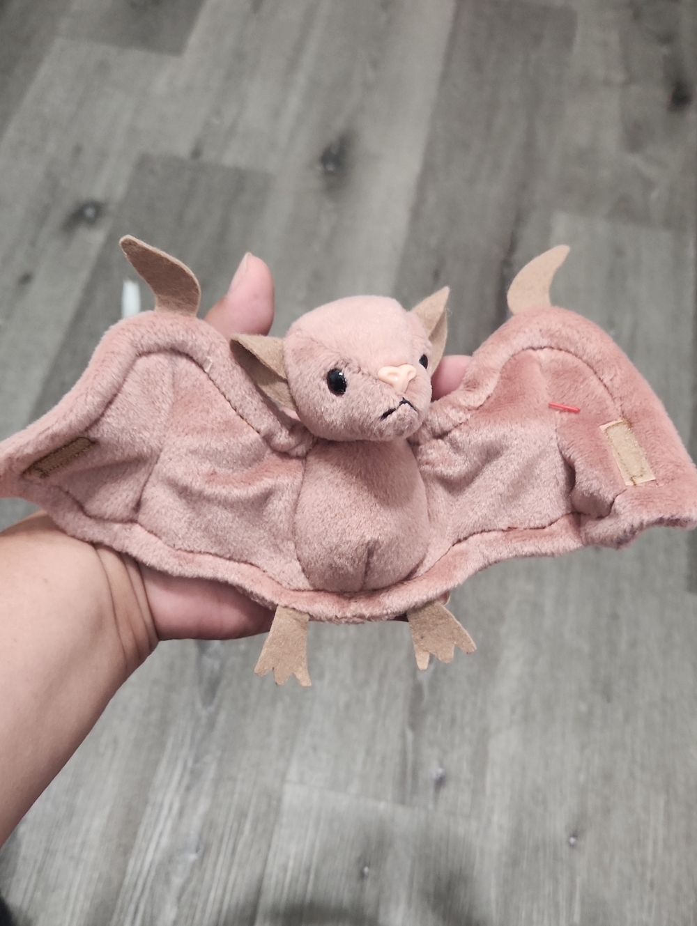 TY Bat Beanie - Picture 3 of 5